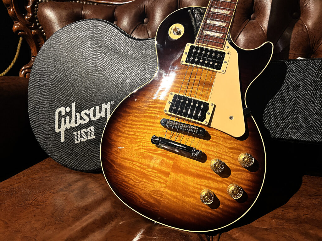 Gibson Les Paul Signature T 2013 Vintage Sunburstを買取させて頂き